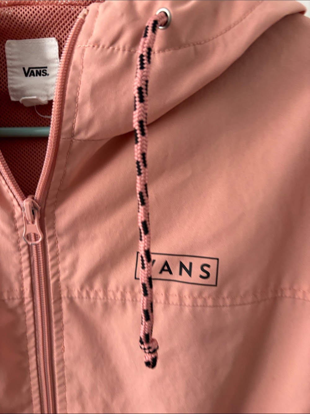 Vans Rose Pink Hooded Windbreaker Jacket - Perfect For Fall! - Picture 2 of 4